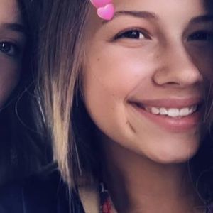 Meet your Posher, Lorraine